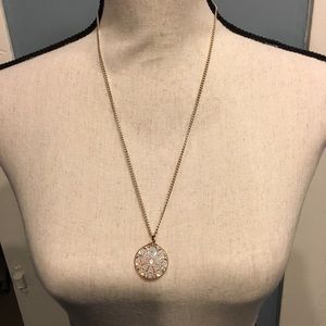 ⭐️SOLD⭐️ Beautiful costume jewelry necklace